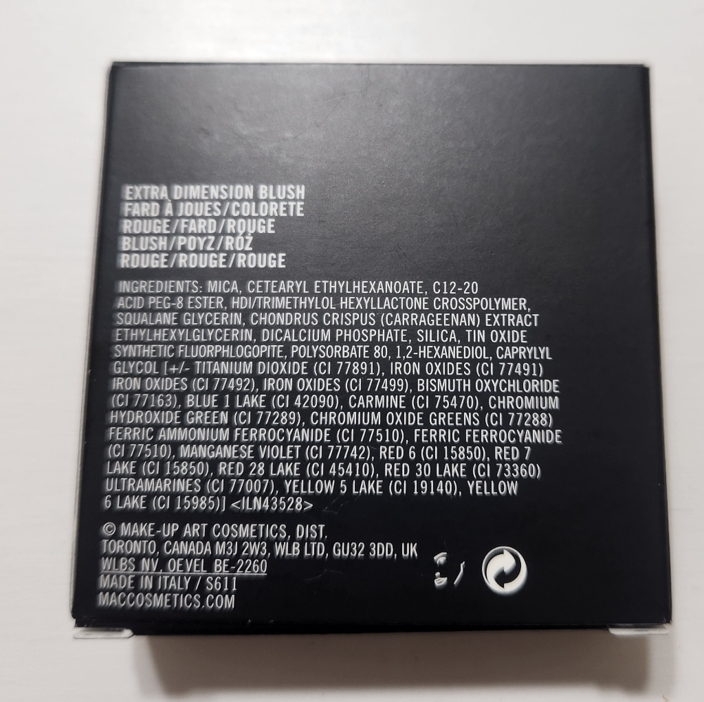 MAC Hard To Get Extra Dimension Blush - Picture 7 of 9
